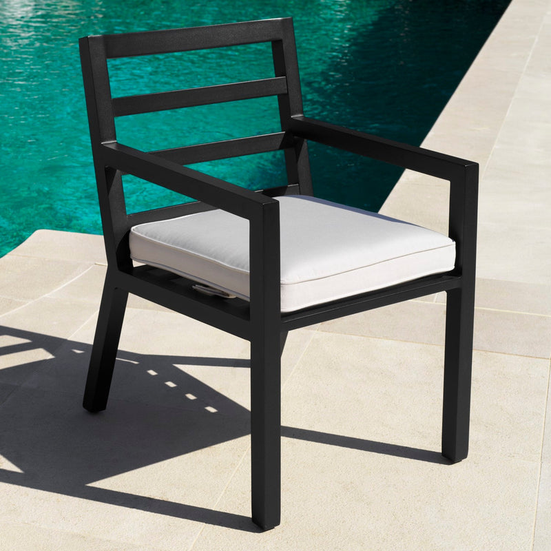 Delta outdoor Dining Chair 2