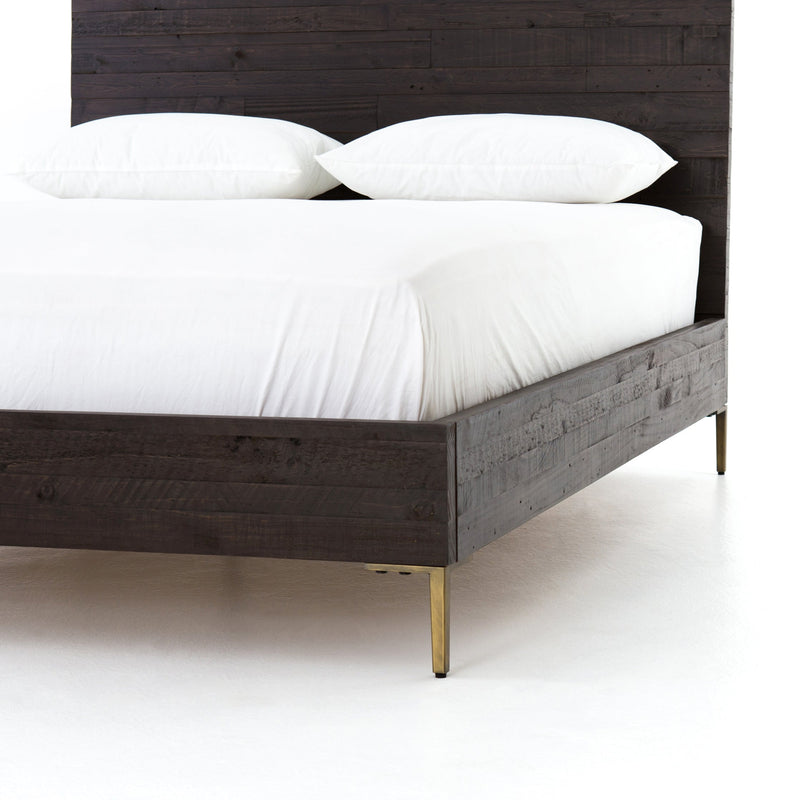 Wyeth Queen Bed