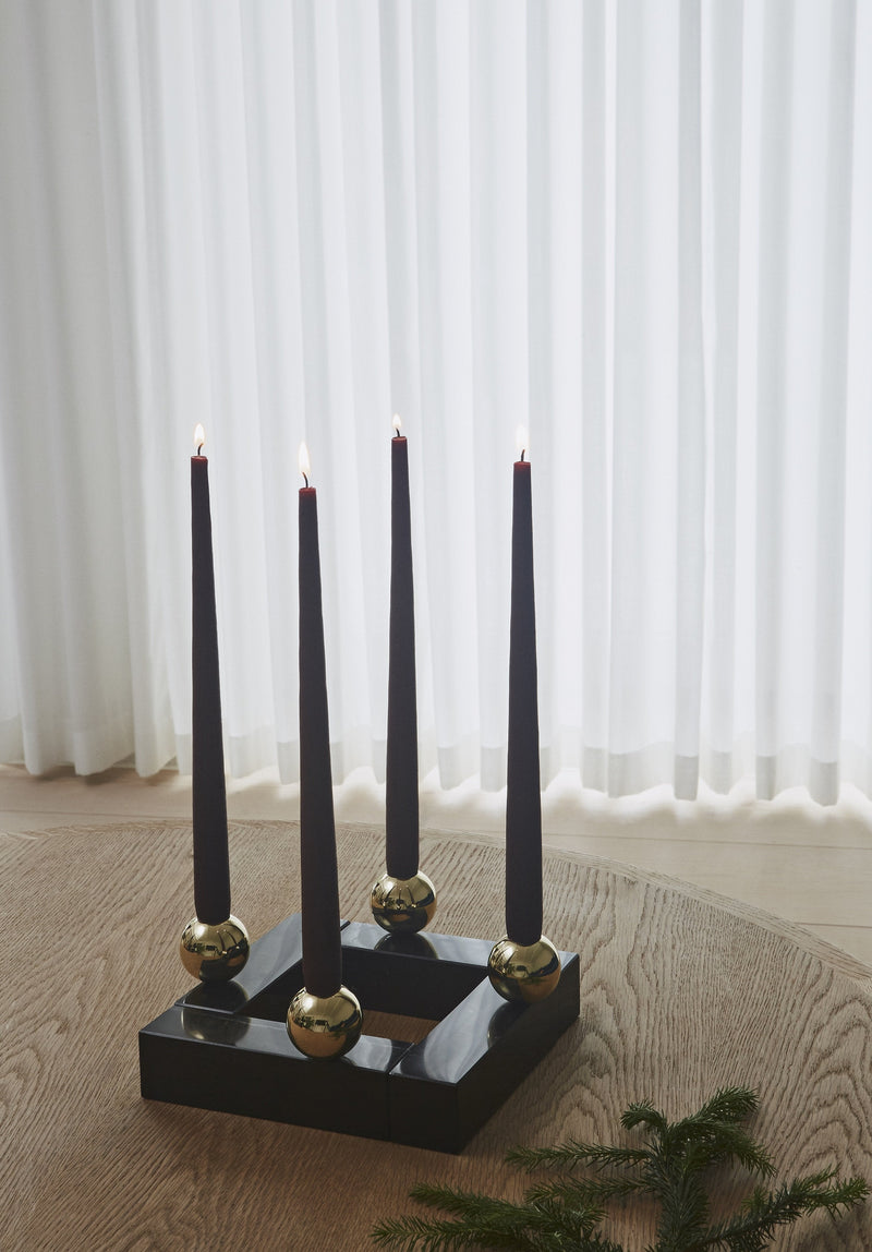 low tangent candleholder in black design by oyoy 3